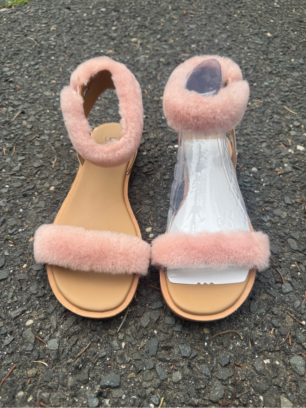 Ugg women’s pink fuzzy sandals, size 8. Never worn!